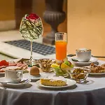 Hotel Palazzo Cardinal Cesi 4*