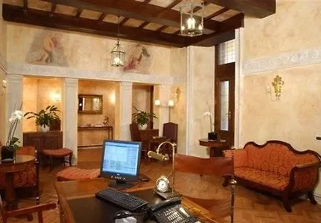 Hotel Palazzo Cardinal Cesi 4*