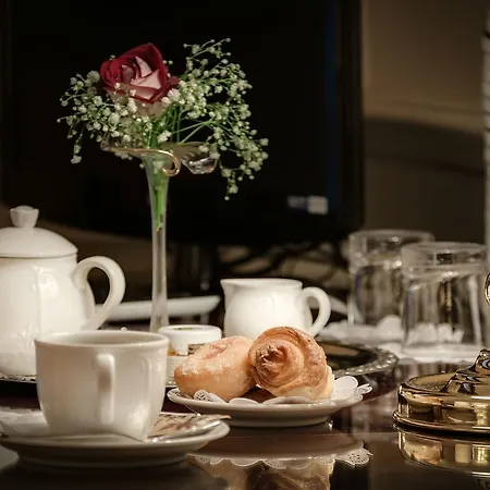 Hotel Palazzo Cardinal Cesi 4*