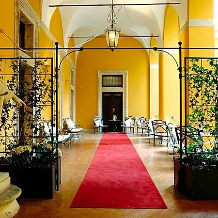 מלון Palazzo Cardinal Cesi 4*