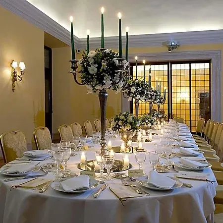 Palazzo Cardinal Cesi מלון