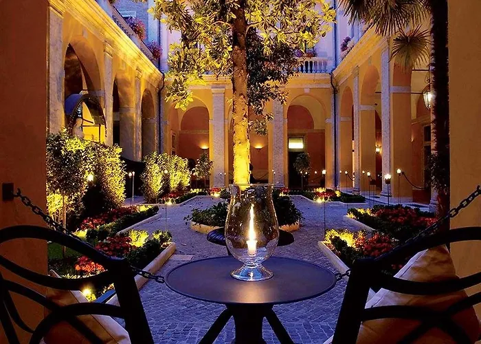 Szálloda Palazzo Cardinal Cesi 4*