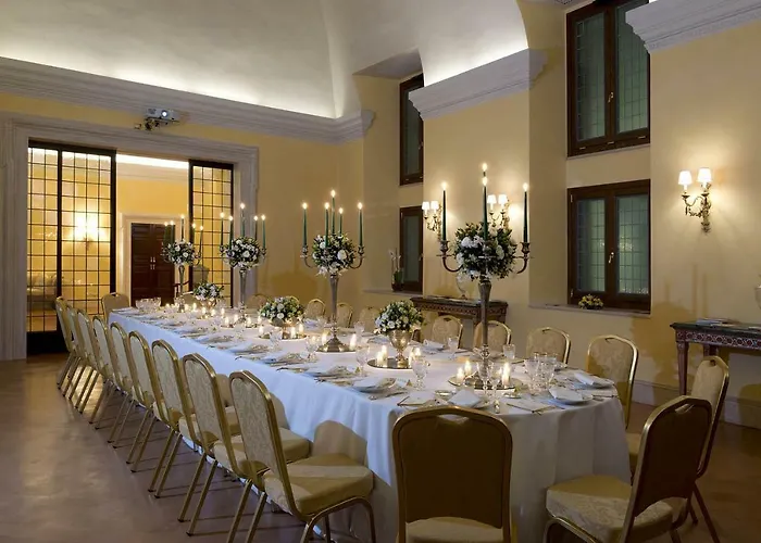 Palazzo Cardinal Cesi Szálloda