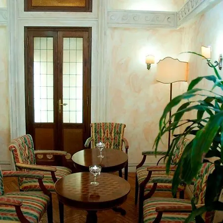 Palazzo Cardinal Cesi Hotel