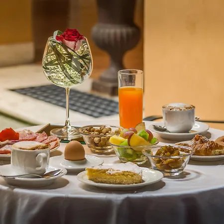 Hotel Palazzo Cardinal Cesi 4*