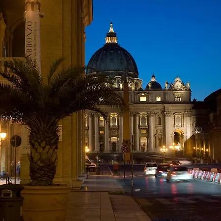 Palazzo Cardinal Cesi 4* Rome
