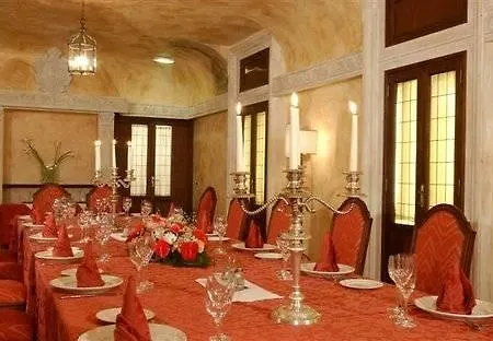 호텔 팔라쪼 카디널 세시 4*